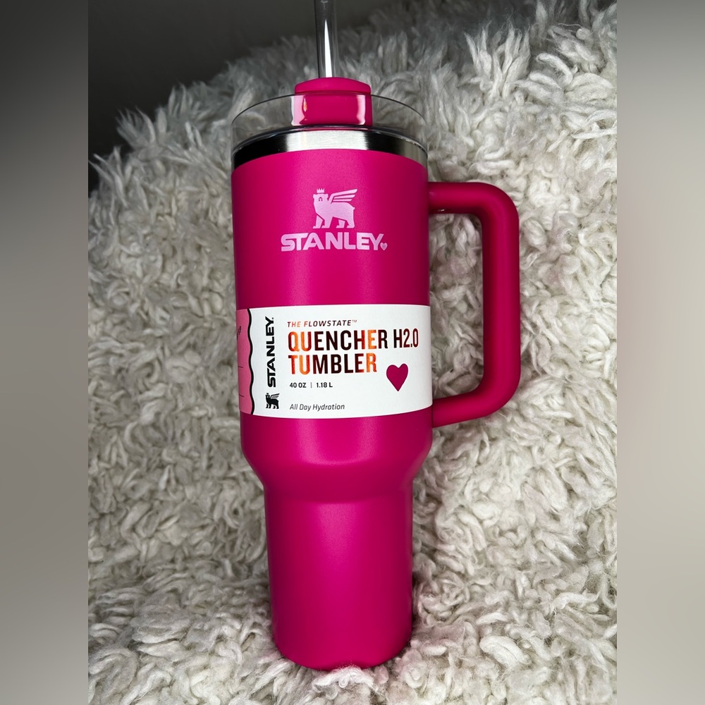 Stanley 40oz Valentine’s Day Cosmo Pink Target Exclusive Flowstate Tumbler - NWT